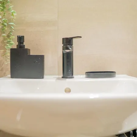 Cosy Escape - 1bed Apt In Leeds Cc Leeds (West Yorkshire)